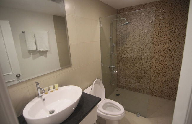 Bryan Condo Suites Makati near Airport - Photo 36