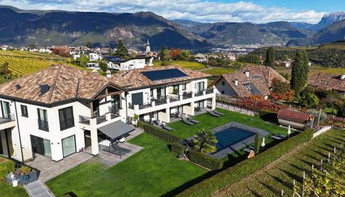 Weingut Gasshof- Panorama Pool in den Weinbergen - Foto 2
