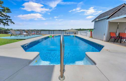 Lakefront Getaway - Dock, Pool, Sunset, Games - Foto 58