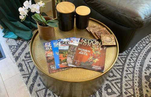 Luxe Boutique-Style Home w/Indoor Hot Tub - Foto 13