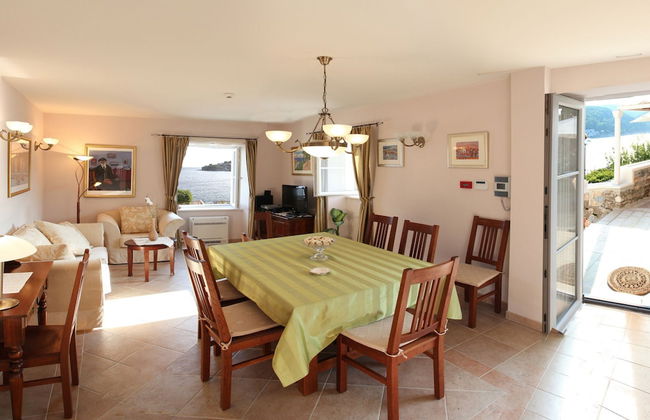 Villa in Selca With Pool Near Adriatic Sea - Photo 25