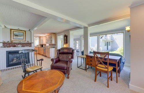 5 Mi to Provincetown! Water-View Beach House - Foto 6