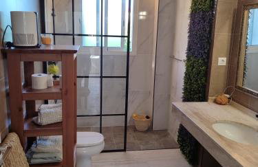 Villa lujosa con spa, piscina y sala de juegos PRIVADOS - Foto 34