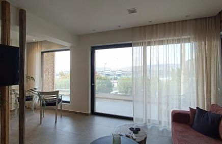 "Naias"seaside residence in the port of Piraeus-entire holiday home - Foto 14