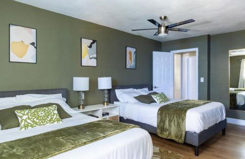 Spacious 3-Bedroom Villa with Heated Saltwater Pool and Fenced Yard in Oakland Park - Foto 32