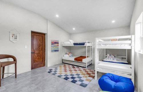 Pickleball fun Family home near Hard Rock Stadium - Foto 27