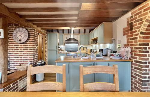 The Old Tractor Shed by inspirestays-com - Foto 12