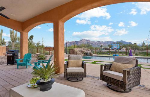Dutchman Copper Ranch - Rooftop patio, Heated pool, Mtn Views, Waterslide - Foto 60