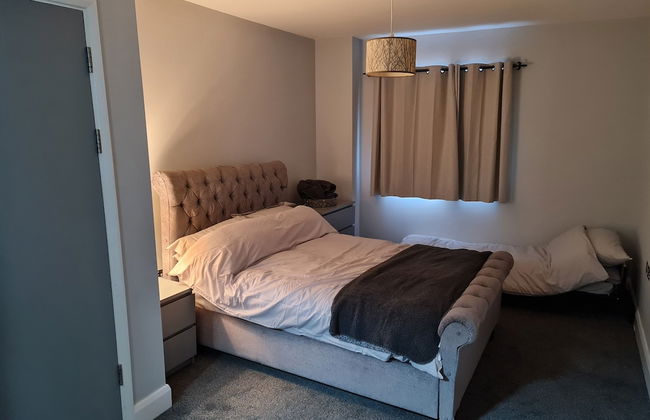 Stunning 3-bed Apartment in Heart of Cardiff Bay - Foto 7