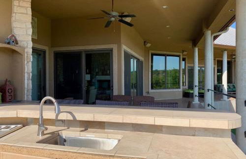 Scenic Hill Country Retreat - Rhino Ranch - Photo 47