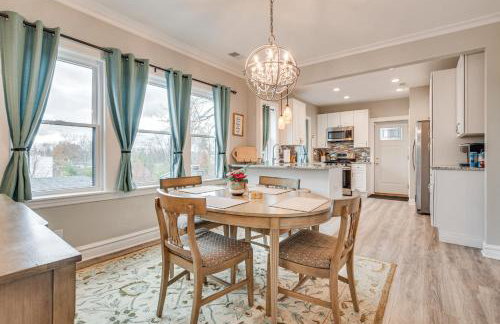 Family Apartment with Deck and Yard Near Northwestern - Foto 1