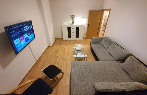 Ruhige Wohnung bei der Burg im OG2 - Foto 3