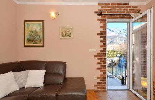 Holiday Home Žrnovnica - Photo 11