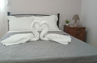 Toula's House - Photo 14