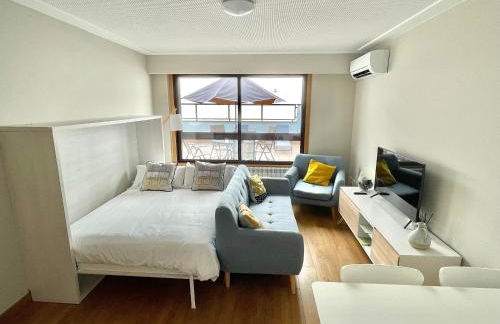 Estudio céntrico 1 con terraza y parking privado - Foto 4
