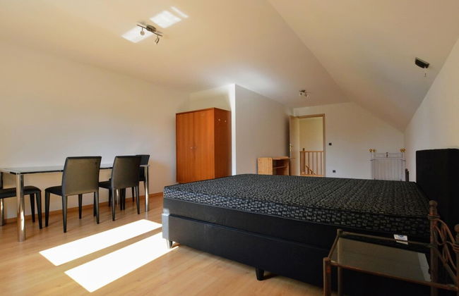 Spacious Villa in Zingem With Garden - Photo 3