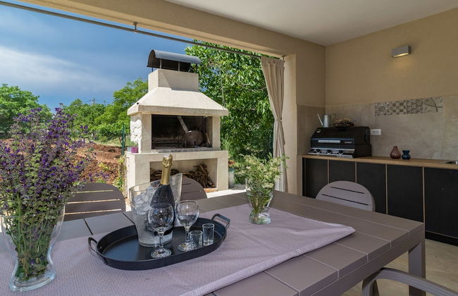 Luxurious Villa in Butkovici with Pool & Hot Tub - Foto 32