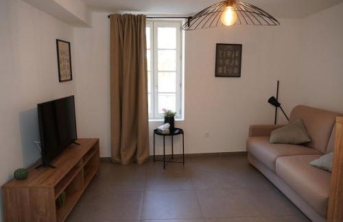 Sous les platanes - Photo 13