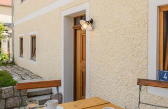 Gehobenes Ambiente in historischer Wohnung - Photo 44