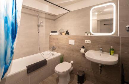 MD-6 Buckau Karl-Schmidt-Strasse 22 Appartement Top Ausstattung - Smart TV - 2Schlafzimmer -5 Min zum Zentrum - Photo 14