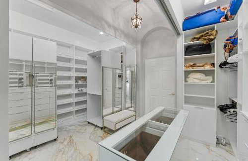 Luxury House with Movie Theater - Foto 19