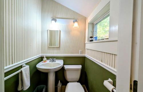 Crosby Waterfront Cottage sleeps 8 family beach 1dog Acadia - Foto 17