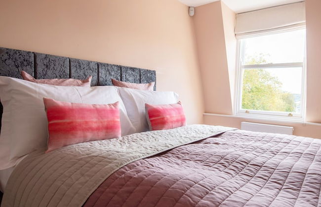 Dream Stays Bath- Barton House Townhouse - Photo 4