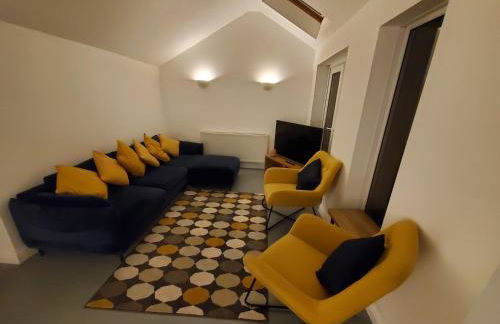 5 bedroom, recently renovated house close to Hastings Beach - Foto 3