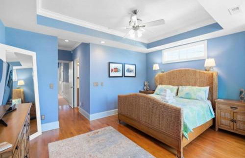 After Dune Delight - Relax and unwind in this fun and spacious 3 story home, Light, Bright, and close to everything! townhouse - Photo 23