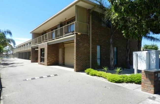 Allambi Holiday Apartments - Foto 26