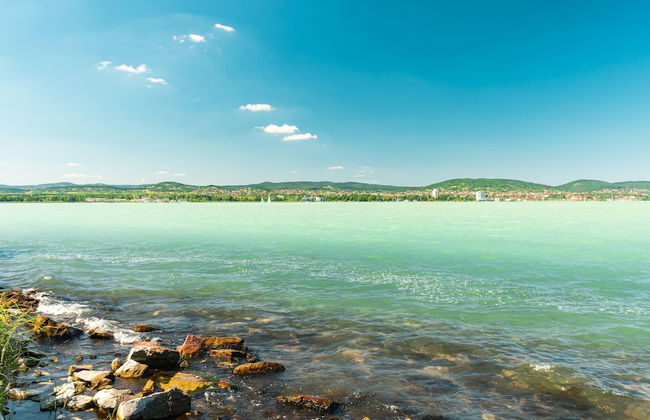 Lakefront Elegant Condo Lela - Foto 38