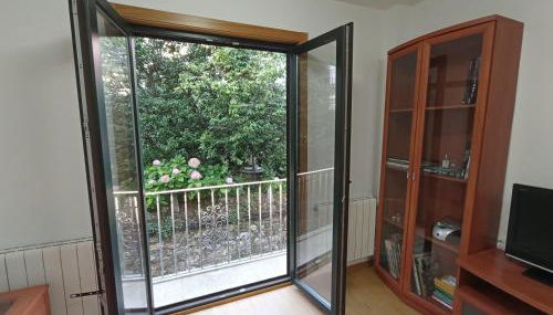 Acogedor , cerca del puerto en camino portugués costa - Foto 2