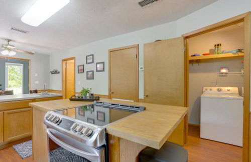 Wraparound Porch Toledo Bend Reservoir Retreat! - Foto 7