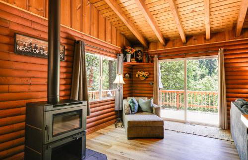 Community Lake Access Peaceful Cabin in Sonora! - Photo 9