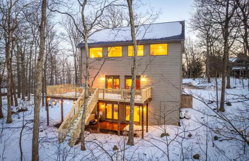 Spacious Family Retreat-Hot tub & Game Room - Foto 45