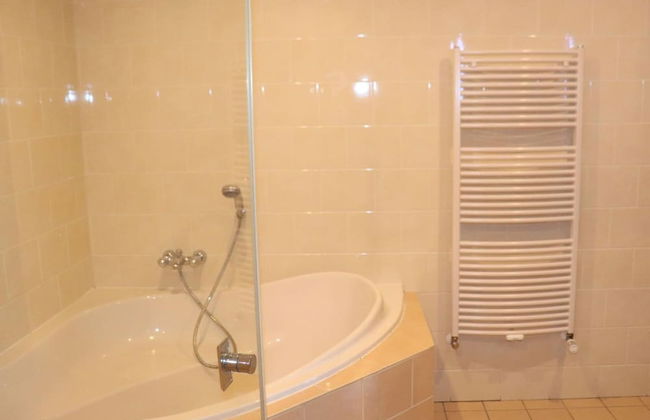 Apartment in Netherlands Near Nature Trails - Photo 19