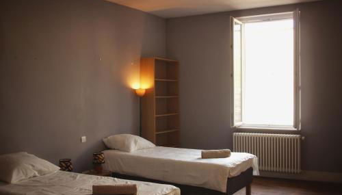 La Maison d'Ailleurs - Photo 2