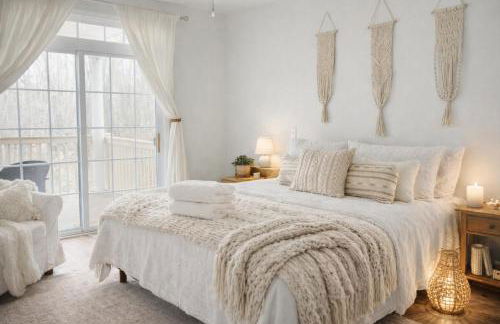 Catskill Cabin with Firepit & Indoor Jacuzzi Tub - Foto 4