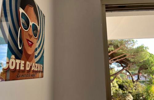 Seafront - beautiful flat with aircon and comfortable loggia - Foto 23