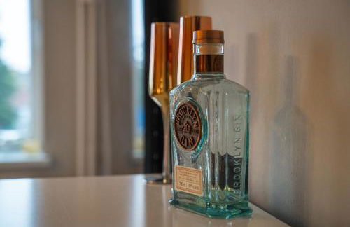 Kiel, renovierte Innenstadtwohnung, 24h Check-in, 2 kostenlose Fahrräder - Photo 11