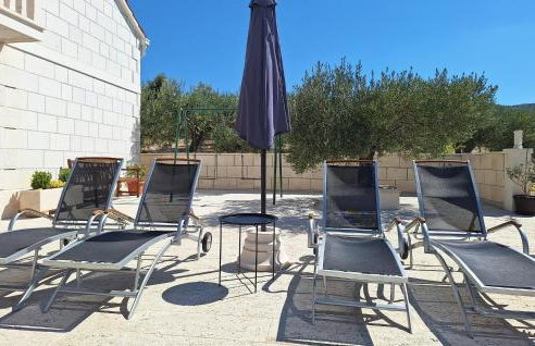 Three-Bedroom Holiday Home With Sea View In Praznica - Foto 19