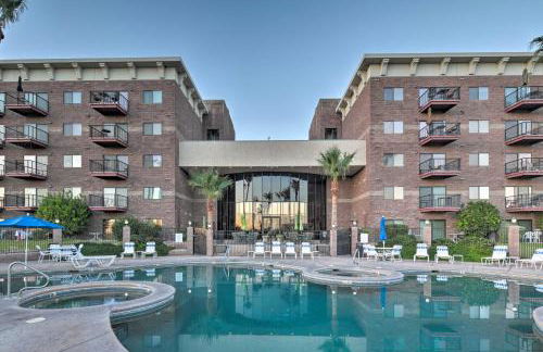 Walk to Golf and Beach Queens Bay Resort Condo - Foto 1