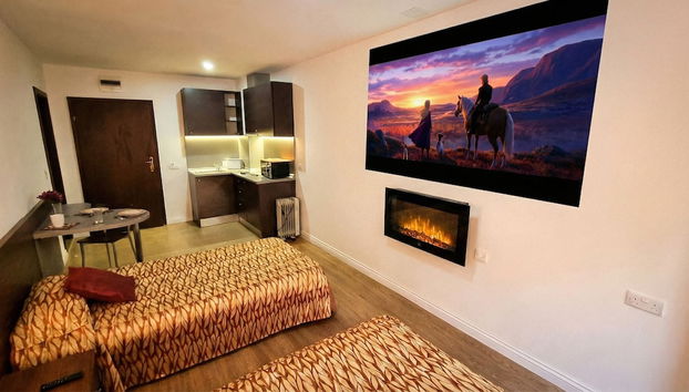 Mountain Paradise 2 - Quiet Cosy Studio - Balcony, Wifi - Foto 3, Sala de estar