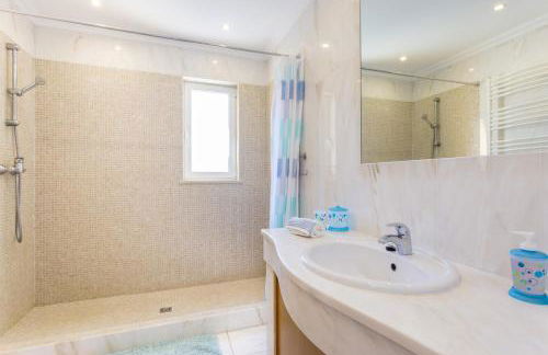 CoolHouses Algarve Luz, 2 Bed semi detached villa, Jardim das Palmeiras condominium, Villa A - Foto 17