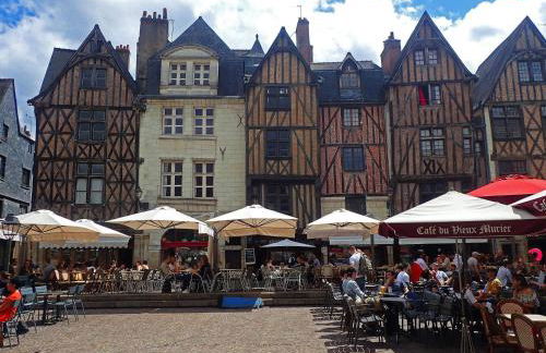 Superbe T2 proche cathédrale et Loire - Photo 4