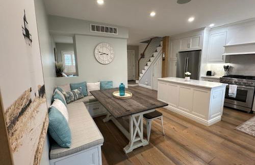 Beautifully Renovated 2 Bed 2 Bath Private Home - Foto 3