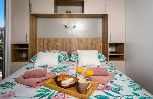 Cozy and Chic Little House with Pool Ivinj - 3 - Foto 48