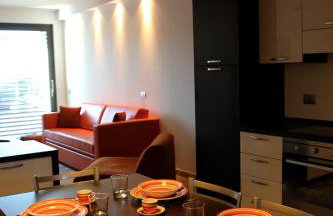 Faber Apartments-Residence Style - Photo 2