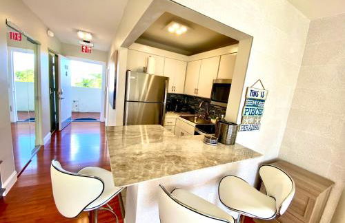 Modern waterfront apartment with Miami Skyline view, free parking 5 mins drive to Miami Beach - Foto 17