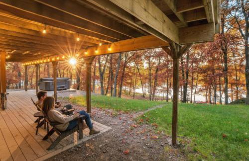 Lakefront Home, Hot Tub, Pool Access, Boats, Pets - Photo 15